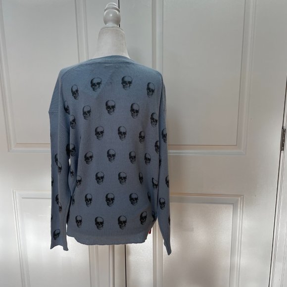 Skull Cashmere Mia V-Neck Skull Print Cashmere Sweater - Picture 4 of 8